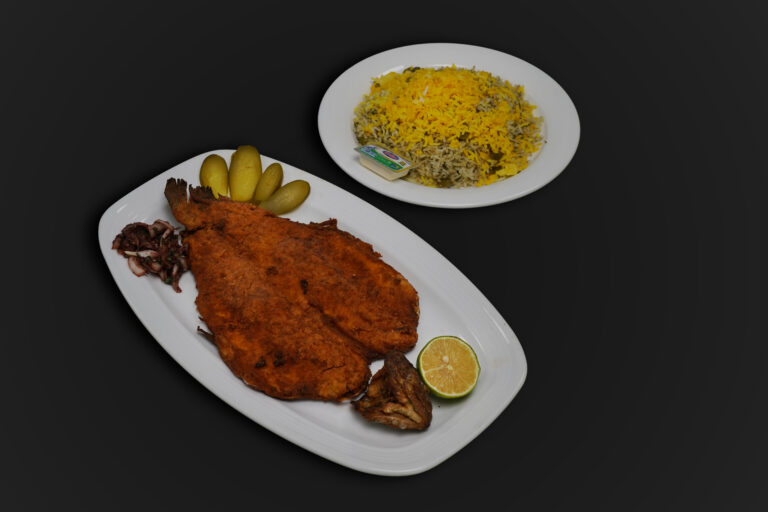 باقالی‌پلو با ماهی سرخ‌ شده